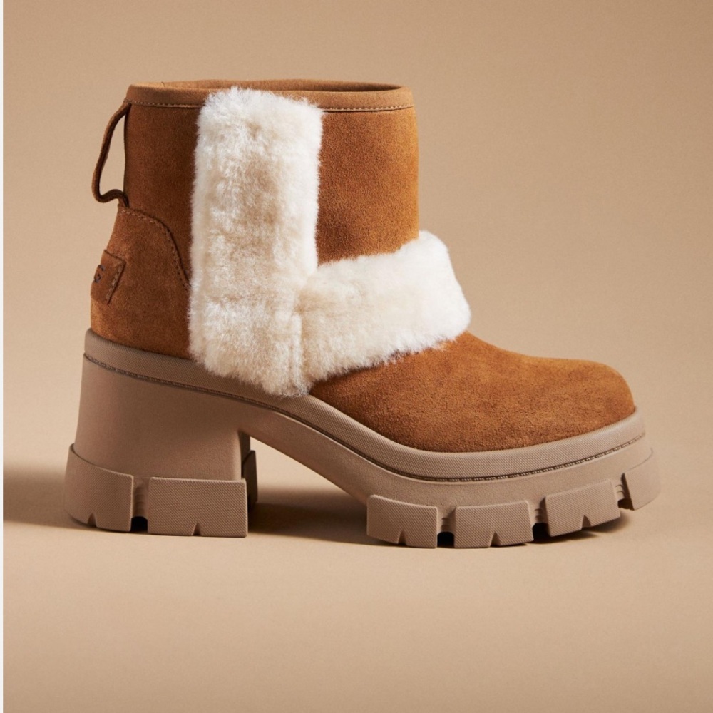 UGG Brooklyn Sunburst Platform Chelsea Boot NEW